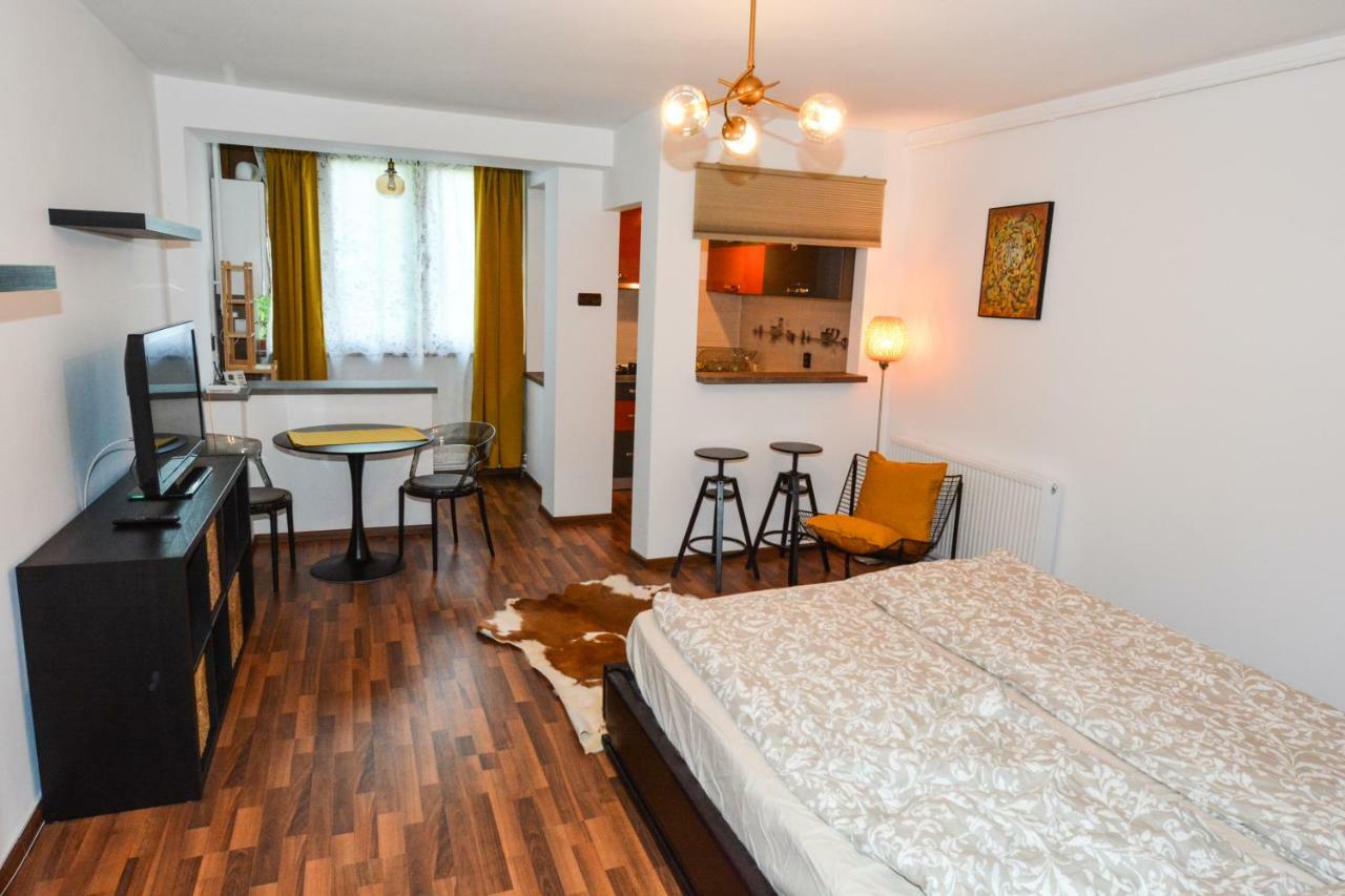 Gya Residence Brasov Bagian luar foto