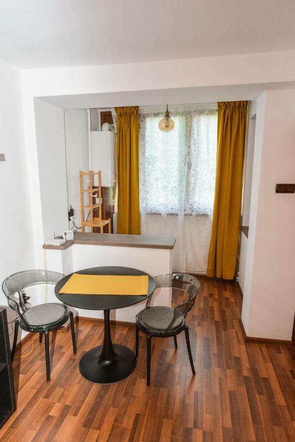 Gya Residence Brasov Bagian luar foto