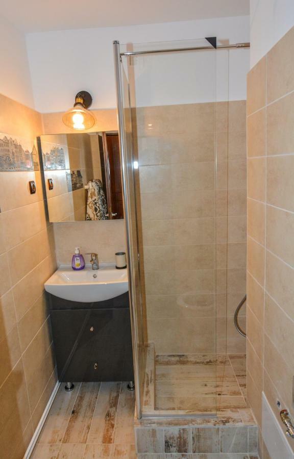 Gya Residence Brasov Bagian luar foto